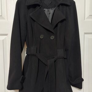 Elegant Black Double-Breasted Women's Coat